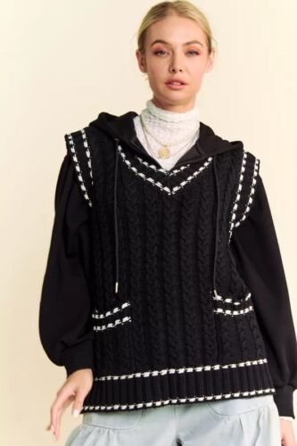 Black And White Stitches Knit Sweater Vest Size S