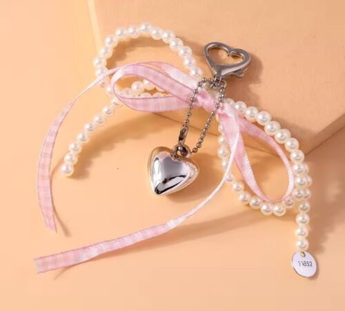 White And Plaid Pink Beaded Bow And Silver Heart Charm Keychain