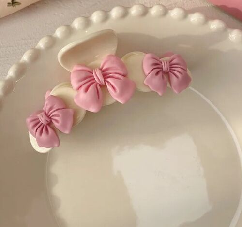 White And Pink Bows Curved Style Resin And Acrylic Hair Claw