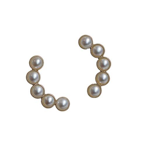 Statement Gold and pearls Curve Stud Earring