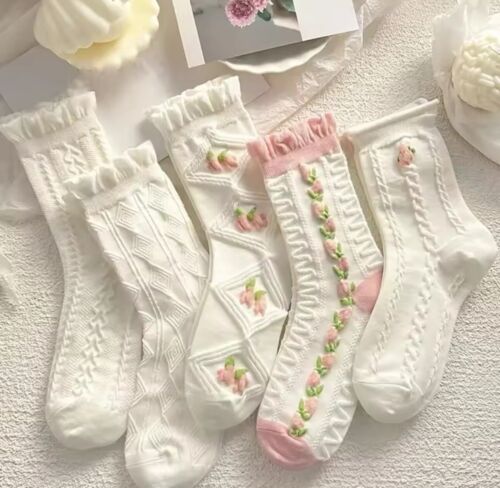 White And Pink Retro Style 5 Pair Women Floral Socks