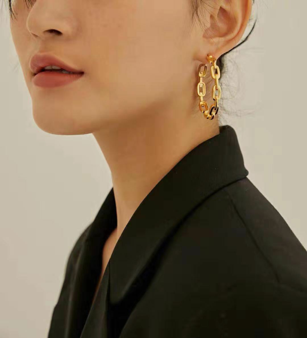 Gold Chain Shapes Hoop Earring