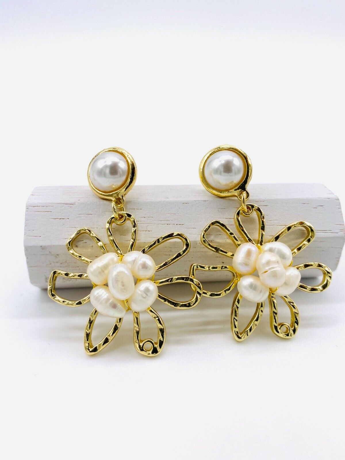 Pearls Stud And Pearls Cluster Flower /Floral Drop Earring